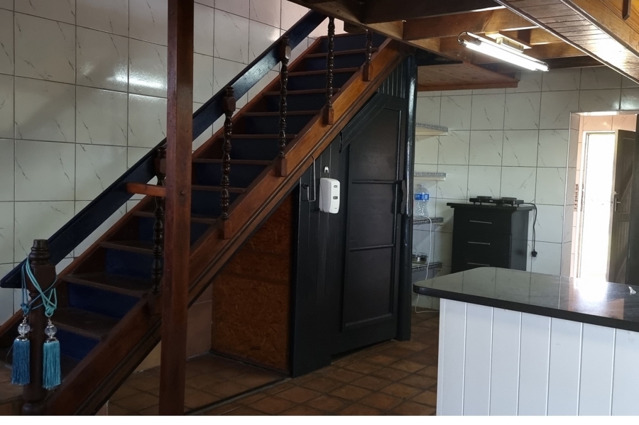 4 Bedroom Property for Sale in Sunnyridge Eastern Cape